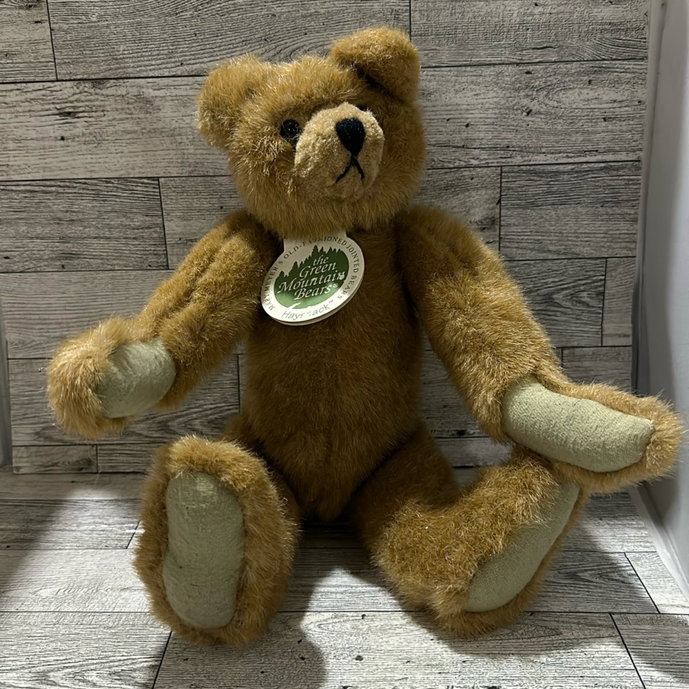 The green mountains bears Mary meyer teddy bear